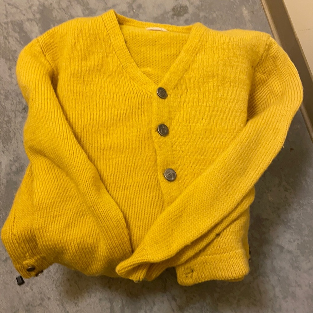 Vintage cardigan 🐣